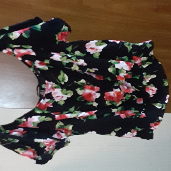 Shirt - Picture 1 of 2